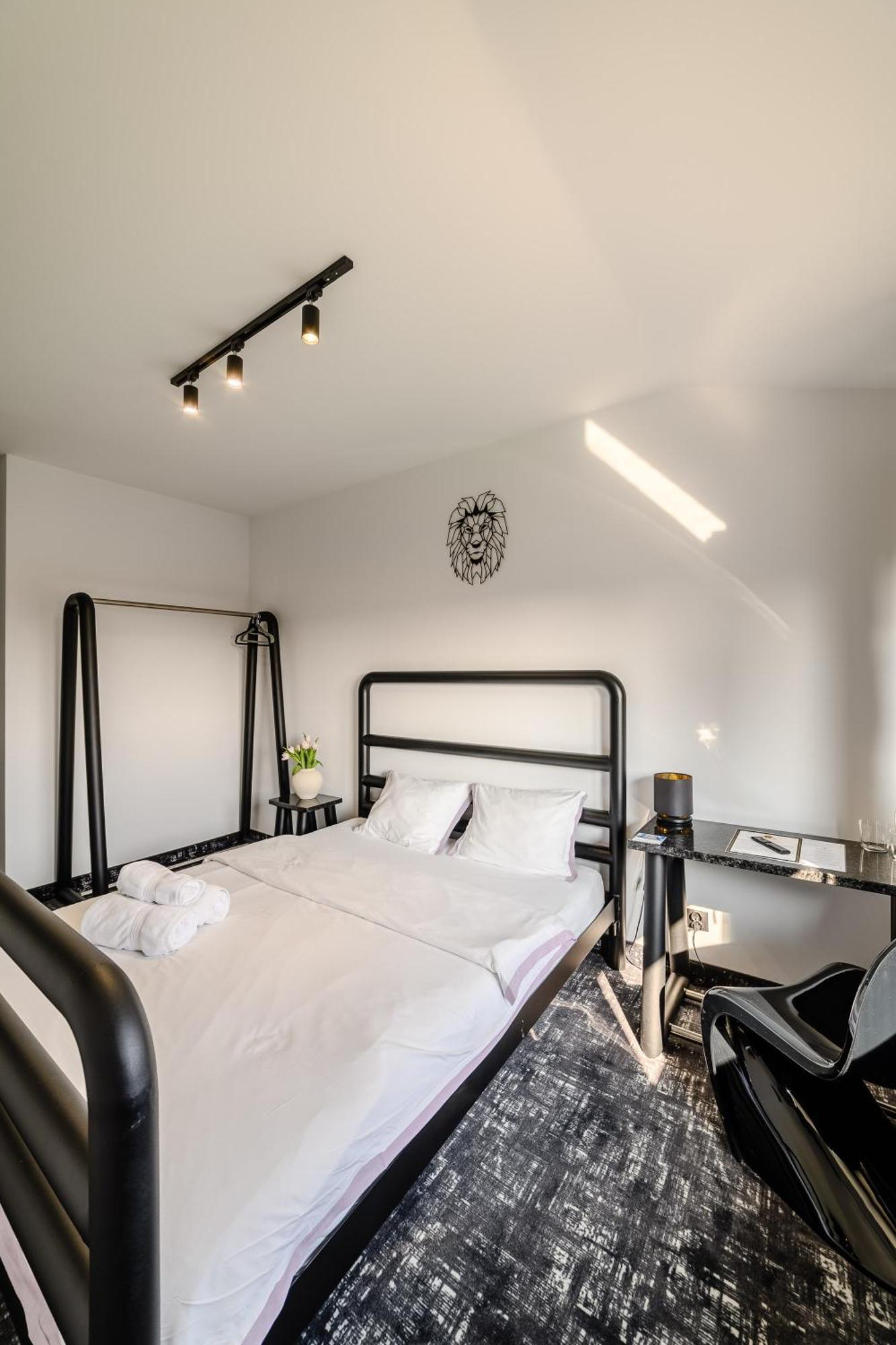 Golden Lion House Bed&Breakfast Rumia Εξωτερικό φωτογραφία